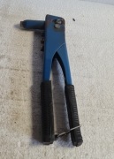 Stara Nitownica Ręczna