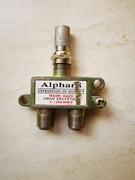 Rozdzielacz antenowy 2 way splitter  5-1200mhz