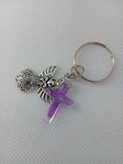 Brelok komunijny aniołkiem krzyżykiem