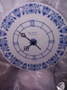 Zegar ścienny, wzór cebulowy.