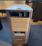 Baza pod Retro Build - Obudowa + Zasilacz 300W, Napęd DVD i FDD