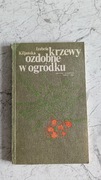 Krzewy ozdobne w ogródku 