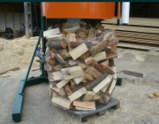 Owijarka pakowarka drewno kominkowe