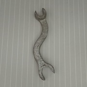 Klucz  = = Zabytkowy = = Stary