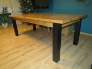 Rustykalny stół dębowy
