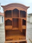 Sekreter z nadstawką – klasyczny styl, orzech i czeczotka