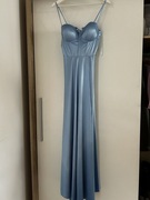 Sukienka wieczorowa niebieska