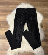 Czarne spodnie Guess S