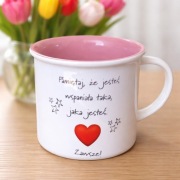 Kubek z napisem Pamiętaj  jesteś wspaniała prezent dla kobiety Dzień Kobiet