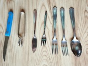 Rostfrei  łopatka widelec szczypce nóż sygnowane widelce  komplet