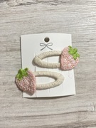 Spinki do włosów szydełkowe truskawki różowe handmade