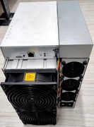 Antminer L7 , USZKODZONY.