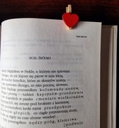 Mini spinacz z czerwonym serduszkiem drewno zakładka klips 10 szt.