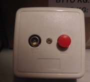 gniazdo podtynkowe/natynkowe uniwersalne DATAxTV