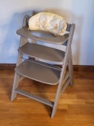 Drewniane krzeselko Hauck Alpha III