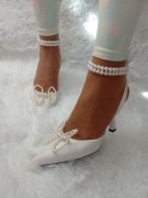 (38) Białe, bogato zdobione perłami czółenka ślubne , NOWE 