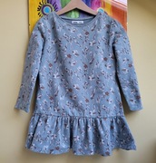 Sinsay sukienka 128 burgund kwiatki