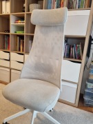 IKEA JÄRVFJÄLLET krzesło biurowe obrotowe, białe, kółka kauczukowe