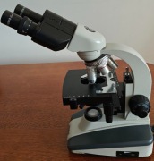 Mikroskop biologiczny dwuokularowy Eduko MF-246