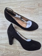 Nowe buty na obcasie 