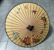 Stara chińska albo japońska parasolka na słońce 