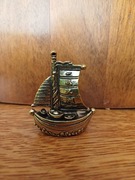 Łódź żaglowa żaglówka figurka z mosiądzu