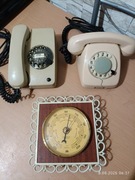 Higrometr, Barometr, dwa Telefony z okresu PRL.