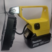 LAMPA DO AKAMULATORA MAKITA 18V LATARKA LED      