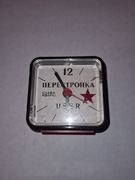 Stary zabytkowy budzik zegar zegarek Sława Pierestrojka USRR