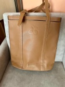 Brązowa sztywna torebka ARBONNE typu shopper – pojemna i elegancka