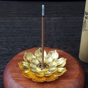 Złota Kadzielnica LOTOS – Słoneczna Harmonia w Twoim Domu