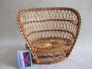 VINTAGE MINIATUROWY RATTANOWY FOTELIK ŁAWECZKA "DLA LALEK