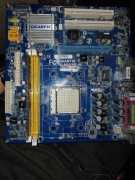 Płyta GIGABYTE GA-M61PME-S2 + 1GB DDR2 800MHz Elixir + I/O Shield AM2