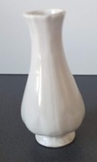 biały ceramiczny flakon wazonik 15 cm wysoki smukły szt