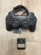 Kontroler SCPH-1200 wraz z kartą pamięć.