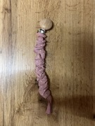 Zawieszka do smoczka z imieniem handmade grawer w cenie