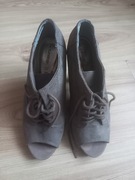 Sprzedam buty damskie