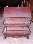 Sekretarzyk Rzeźbiony , Orzech - Włochy