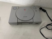 Konsola Sony PlayStation SCPH-7002
