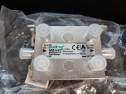 Odgałęźnik Przelotowy F Spliter DVB-T2 1 / 4 Axing BAB 4-01P