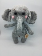 Ręcznie robiona maskotka – Amigurumi Słoń