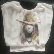 PIĘKNA BLUZECZKA KOSZULKA EUROPE KIDS R.140