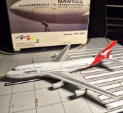 Boeing B 747-400 QANTAS Airlines 1:400 