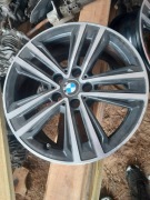 Bmw f40 f70 felgi aluminiowe 17 cali z czujnikami 4szt Rok produkcji 2022 .