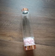Szklana butelka z kwarcem