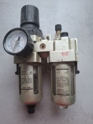 Filtr reduktor smarownica FRL z manometrem do kompresora pneumatyka 