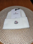 Czapka moncler biała