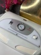 Profesjonalne urzadzenie: Mikrodermabrazja diamentowa Rubica