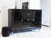 Komoda glamour z czarnego szkła.