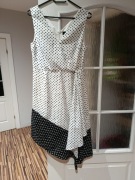Sukienka w grochy S/M